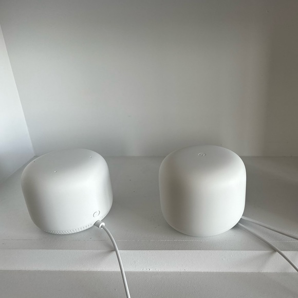 Google Nest Wifi Router and Point - Picture 3 of 3